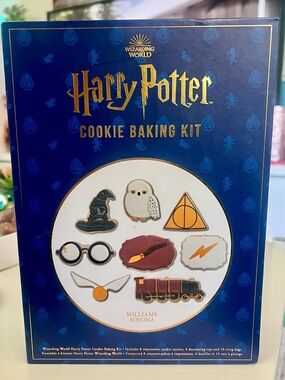 WILLIAMS SONOMA WIZARDING WORLD HARRY POTTER COOKIE BAKING DECORATING KIT new